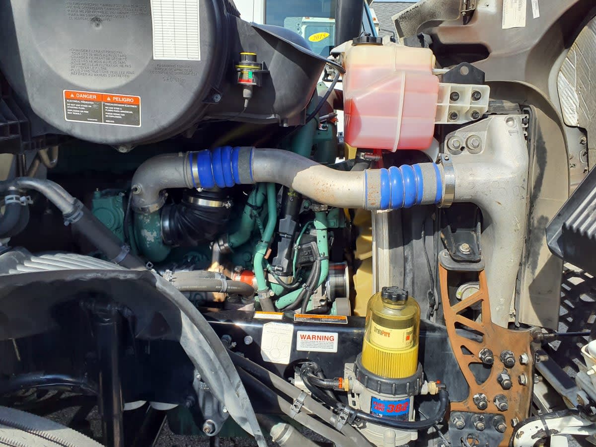 2020 Volvo VNR64T-640 243483