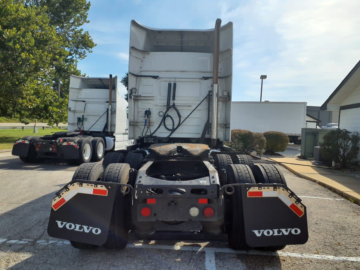 2020 Volvo VNR64T-640 243483