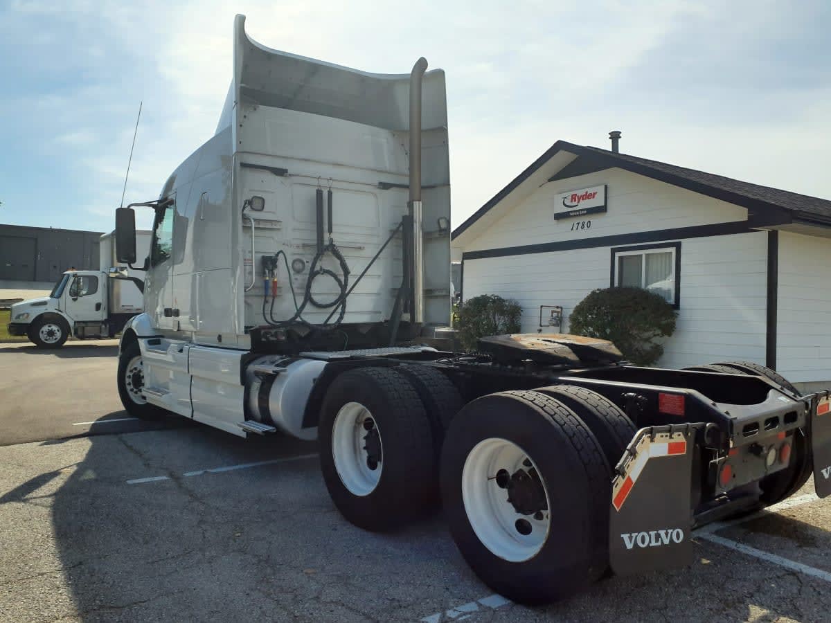 2020 Volvo VNR64T-640 243483