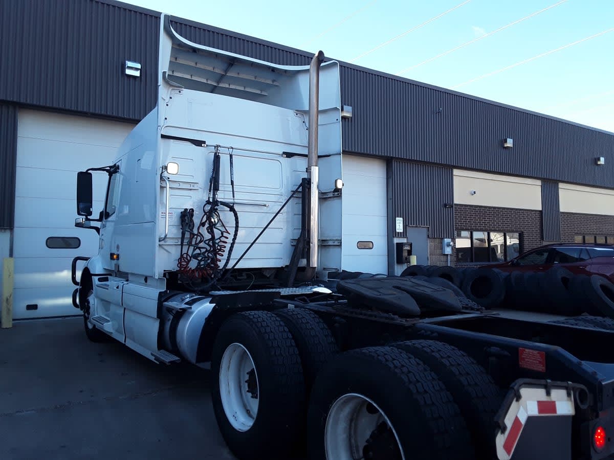 2020 Volvo VNR64T-640 243487