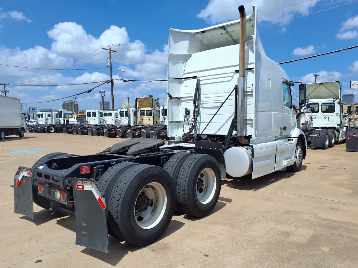 2020 Volvo VNR64T-640 243508