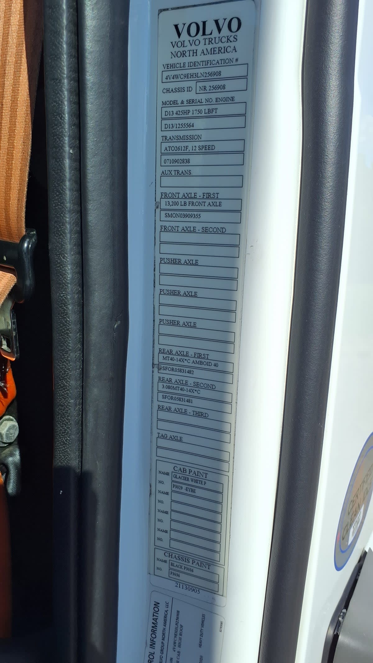 2020 Volvo VNR64T-640 243552
