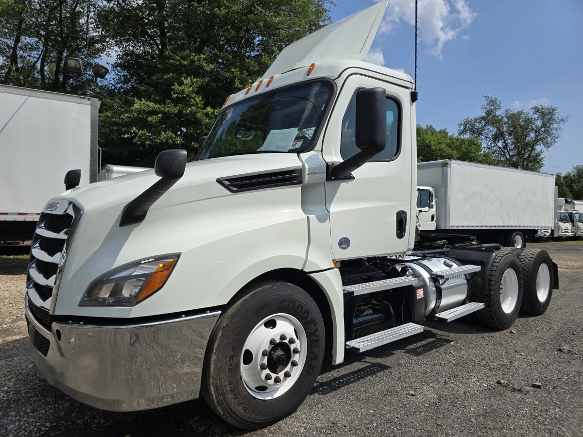 2020 Freightliner/Mercedes NEW CASCADIA PX12664 243663