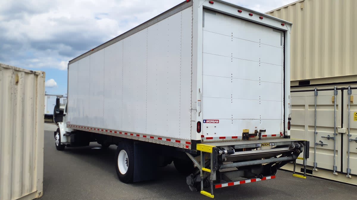 2020 Freightliner/Mercedes M2 106 243672