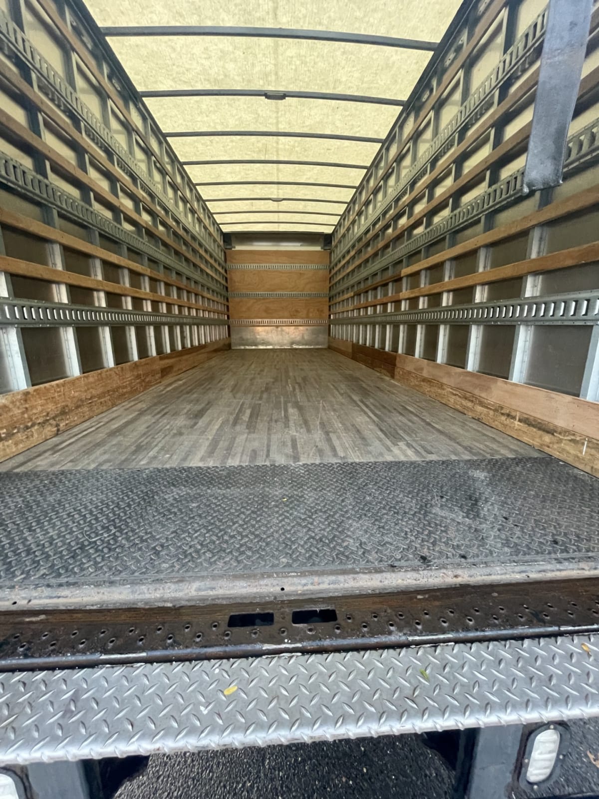 2020 Freightliner M2 106 243787