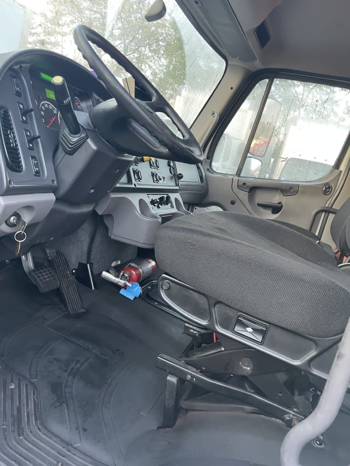 2020 Freightliner M2 106 243787