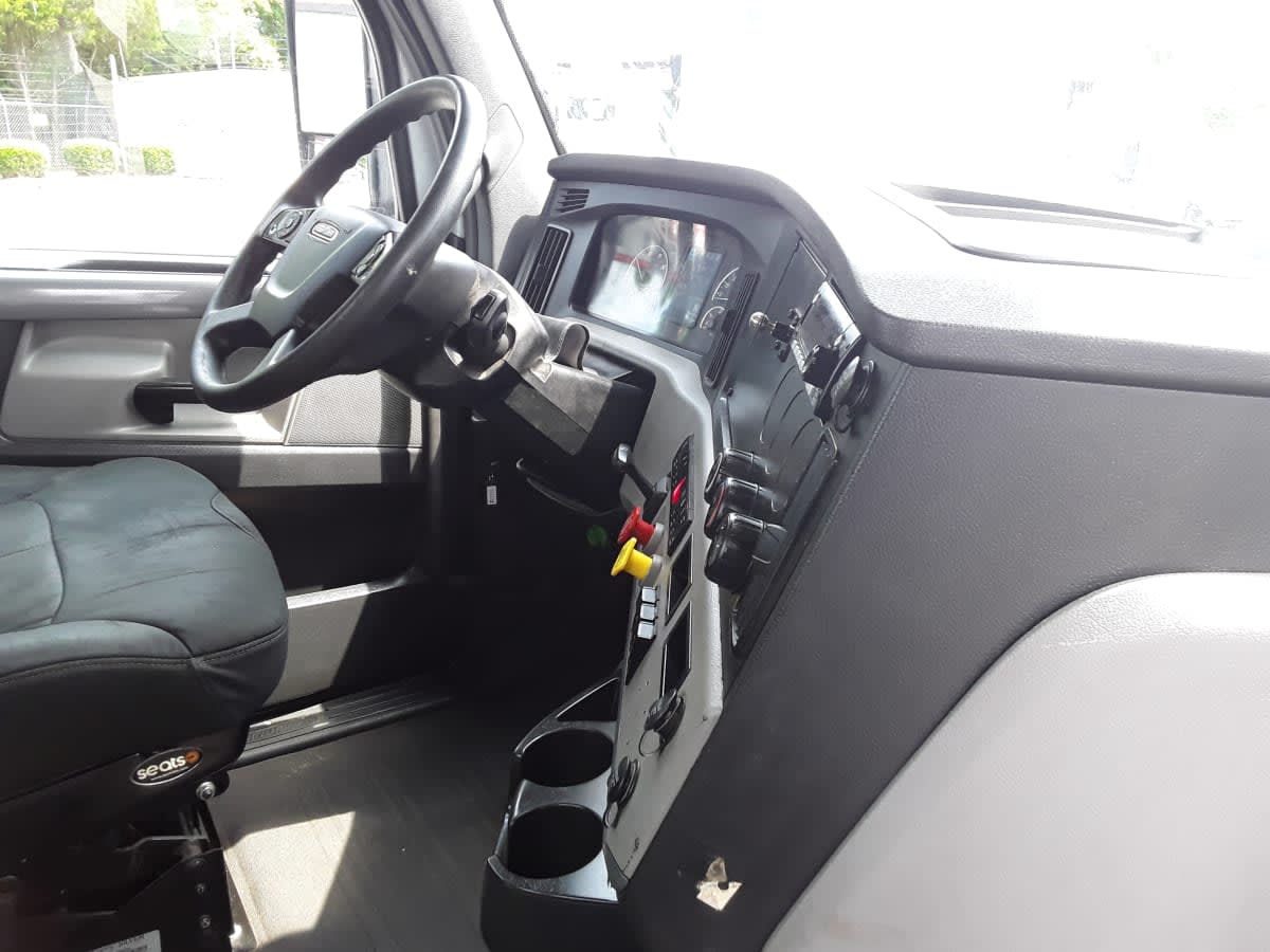 2020 Freightliner/Mercedes NEW CASCADIA PX12664 243795