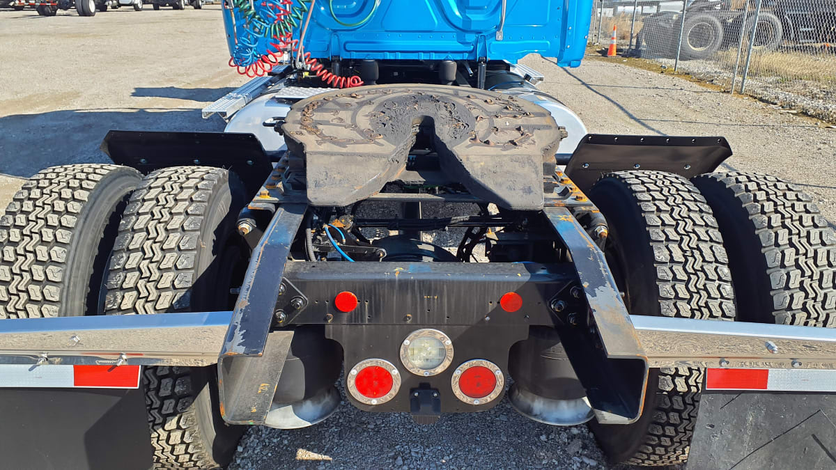 2020 Freightliner/Mercedes CASCADIA 125 244065