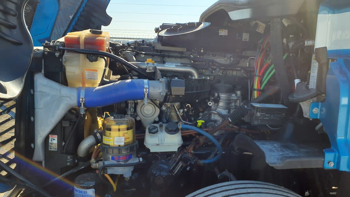 2020 Freightliner/Mercedes CASCADIA 125 244065