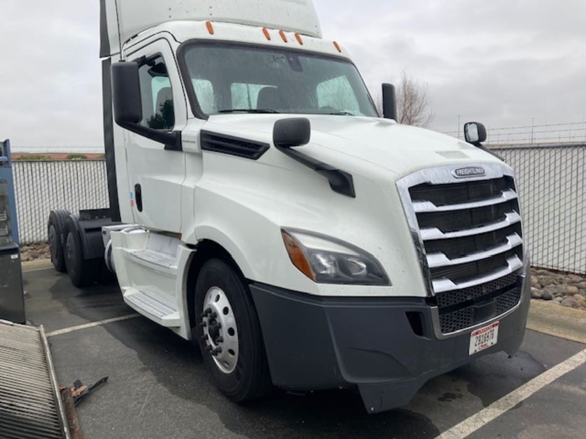 2020 Freightliner - image 3