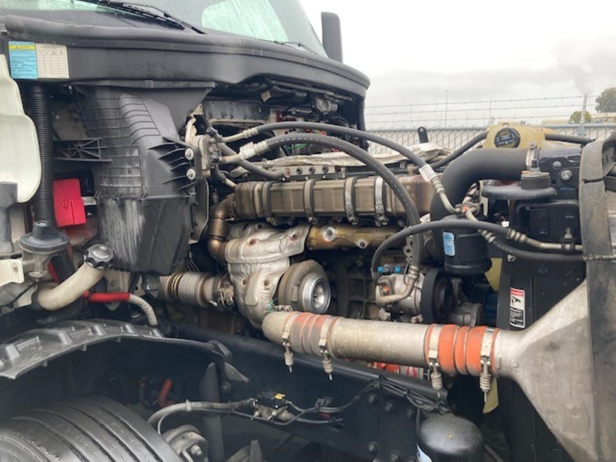 2020 Freightliner - image 8