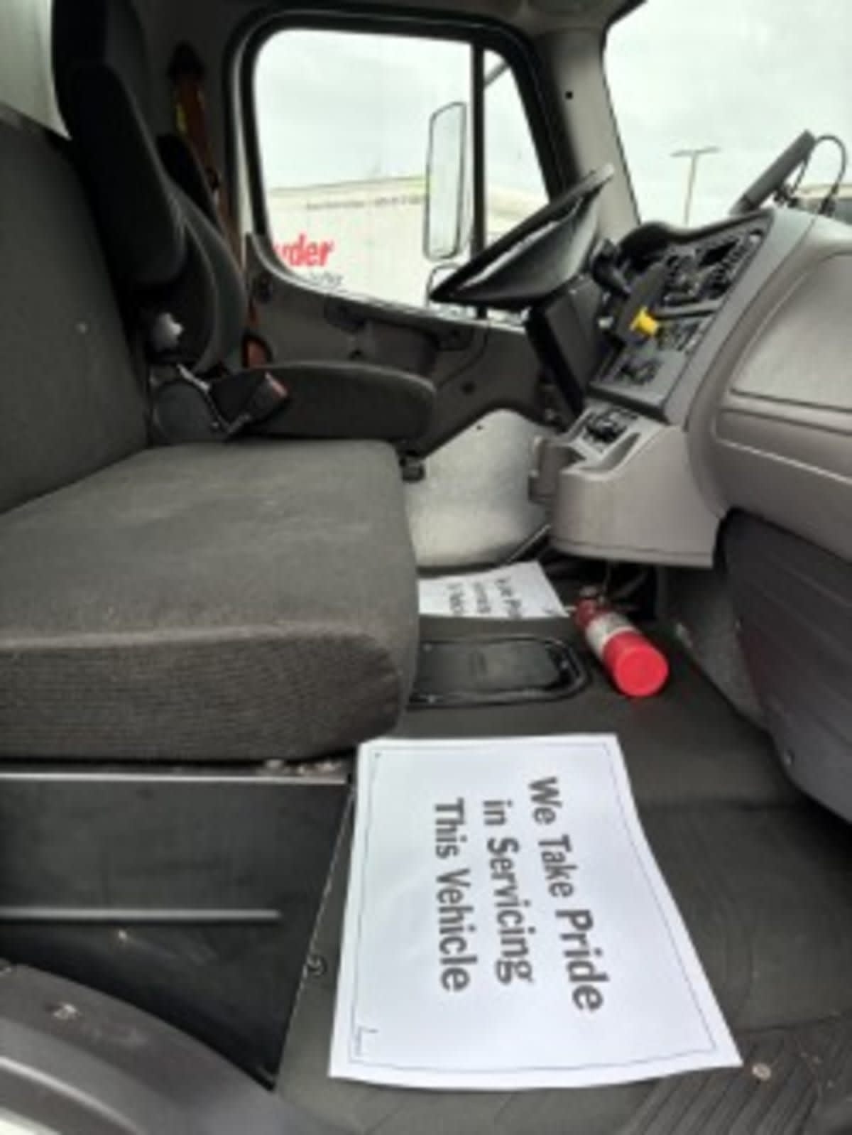 2020 Freightliner/Mercedes M2 106 244182