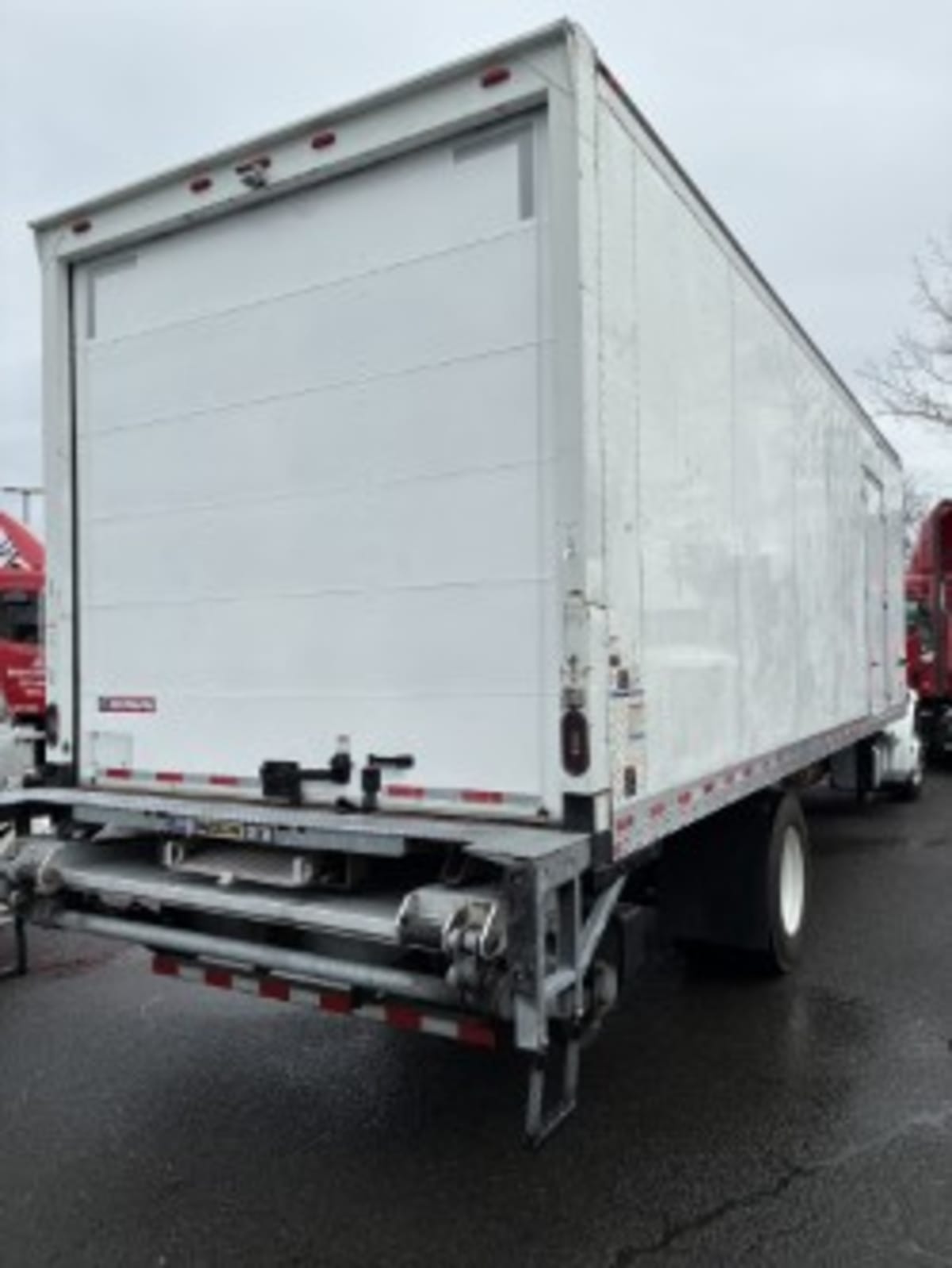 2020 Freightliner/Mercedes M2 106 244182