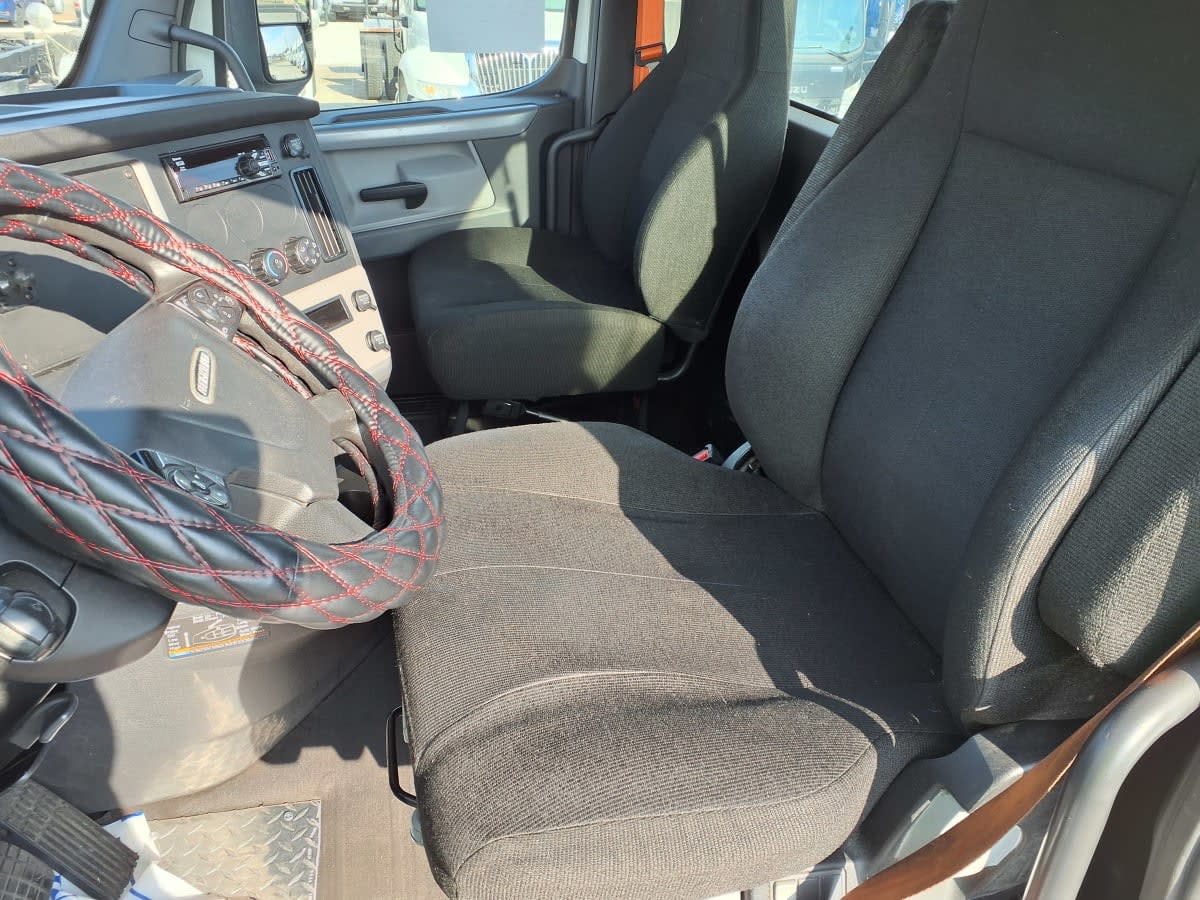 2020 Freightliner/Mercedes NEW CASCADIA PX12664 244400