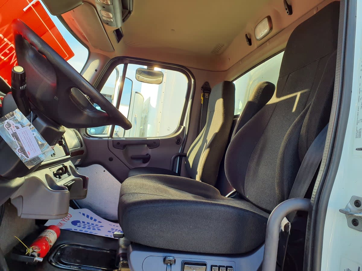 2020 Freightliner/Mercedes M2 106 244480