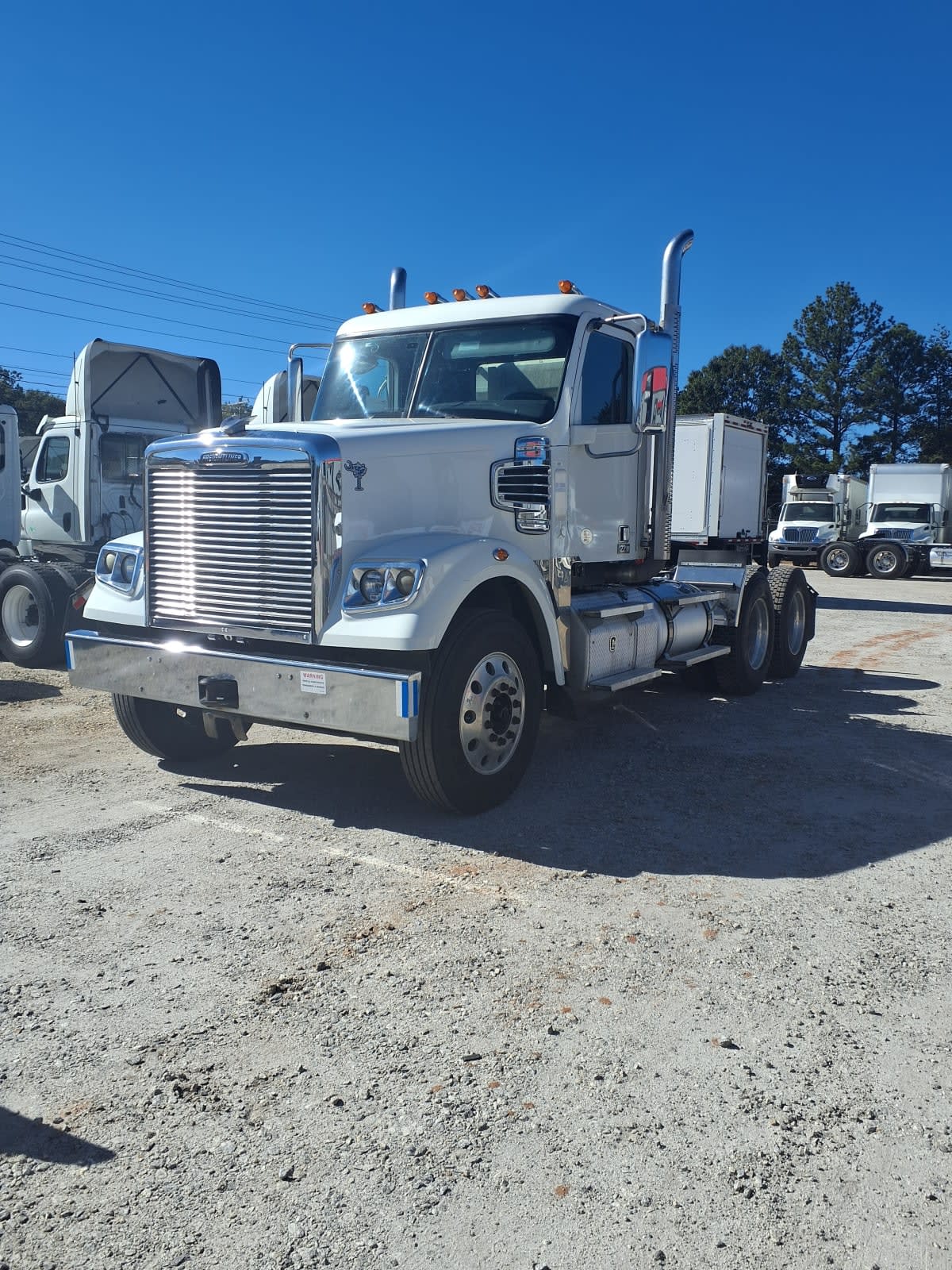 2020 Freightliner/Mercedes 122SD 244484