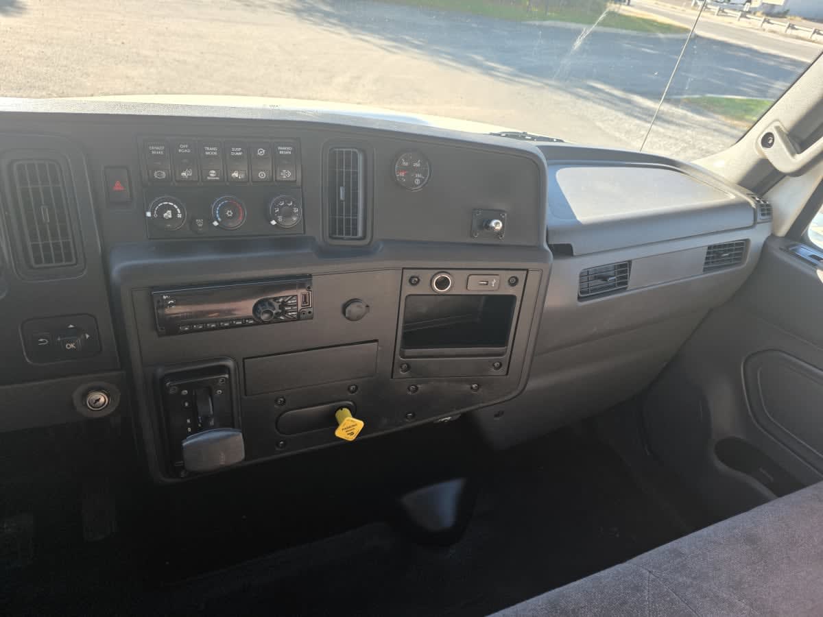 2020 Navistar International MV607 (4X2) 244716