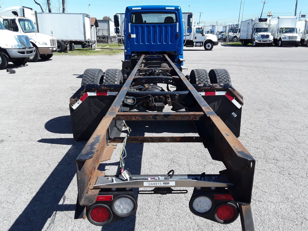 2020 Freightliner/Mercedes M2 106 244915