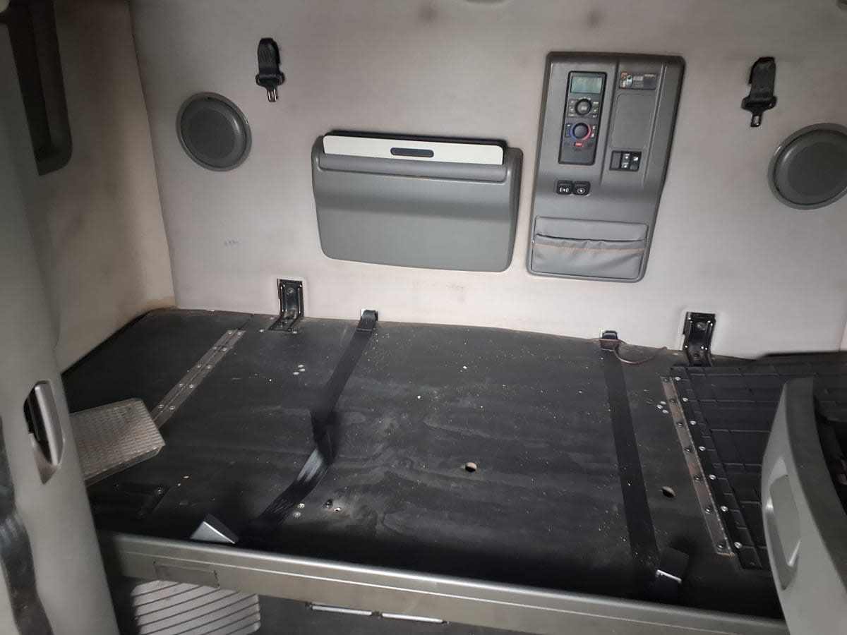 2020 Volvo - image 15