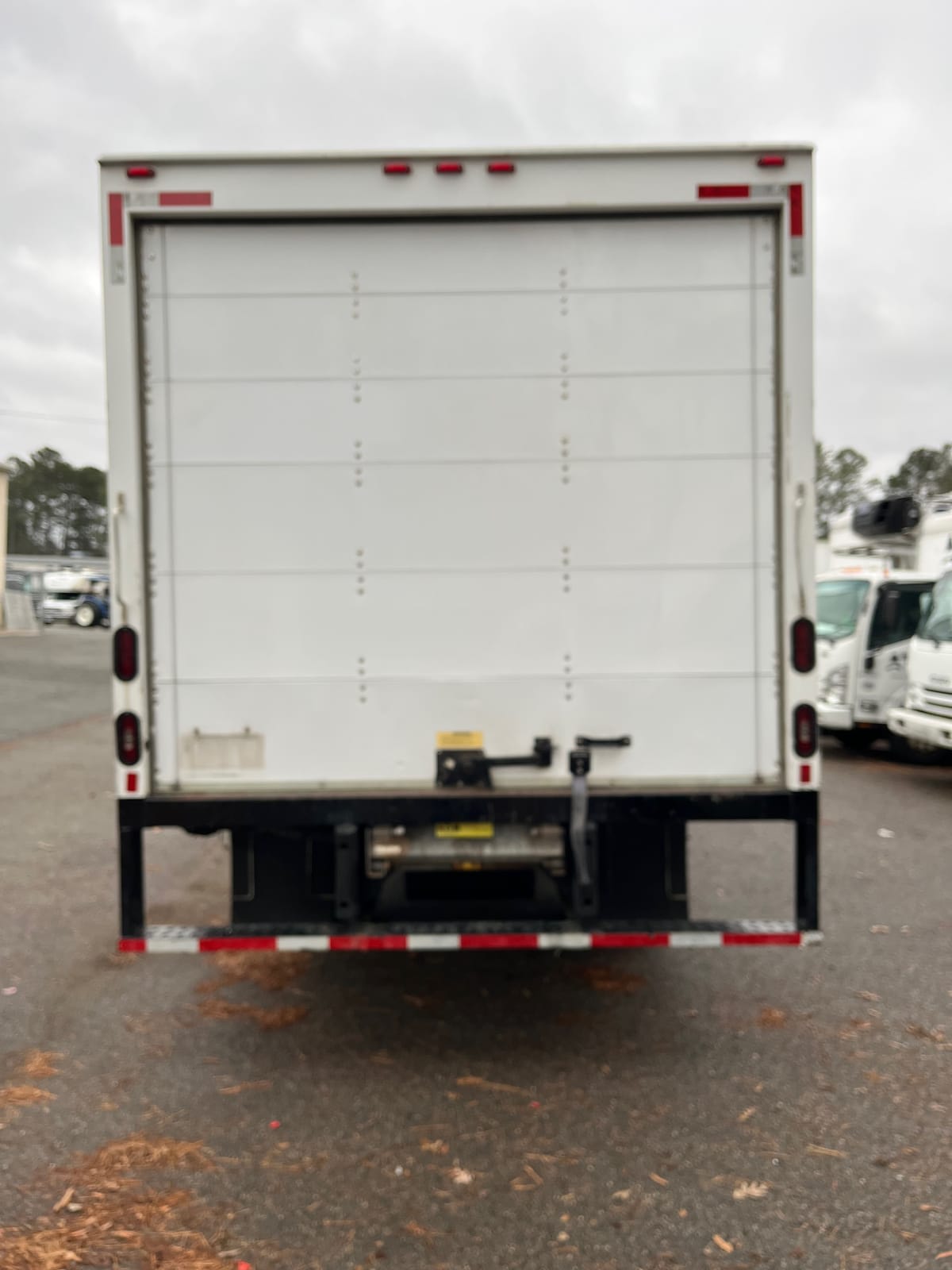 2020 Freightliner/Mercedes M2 106 245028