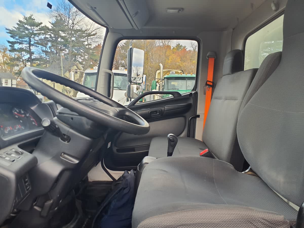 2020 Hino HINO 268 245035