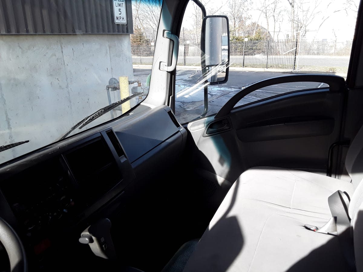 2020 Isuzu NPR 245063