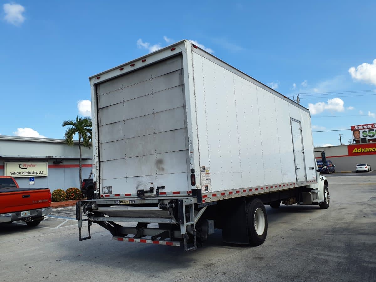 2020 Freightliner/Mercedes M2 106 245088