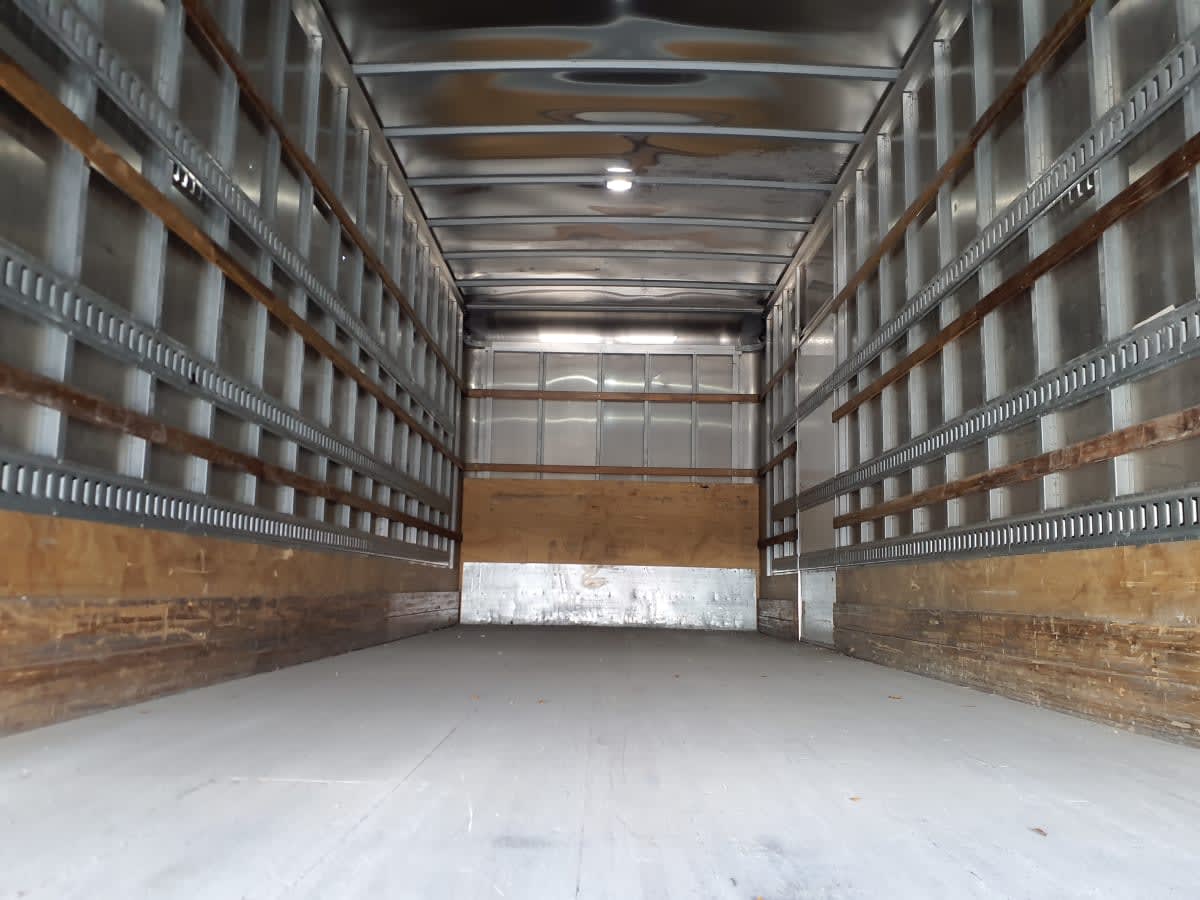 2020 Freightliner/Mercedes M2 106 245088
