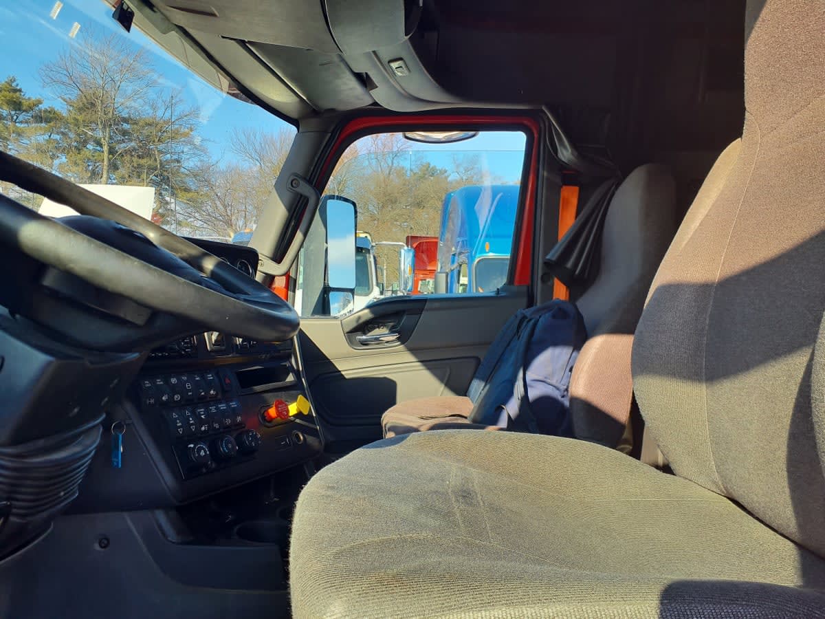 2020 Navistar International LT625 SLPR CAB 245091