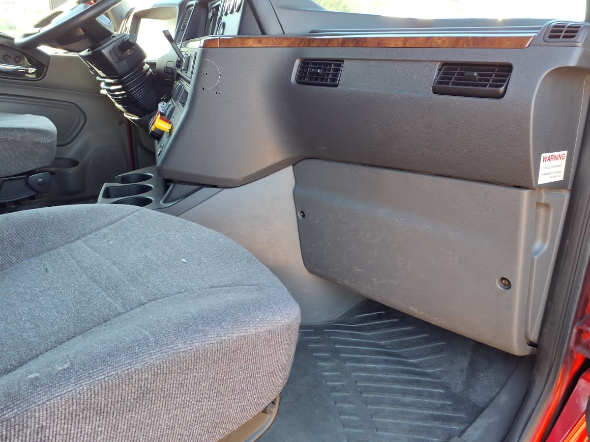 2019 Navistar International LT625 SLPR CAB 245092