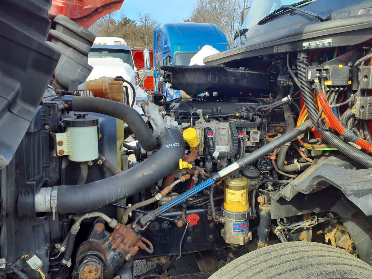 2020 Navistar International LT625 SLPR CAB 245095