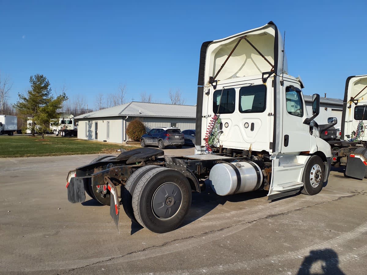 2020 Freightliner/Mercedes NEW CASCADIA 116 245173
