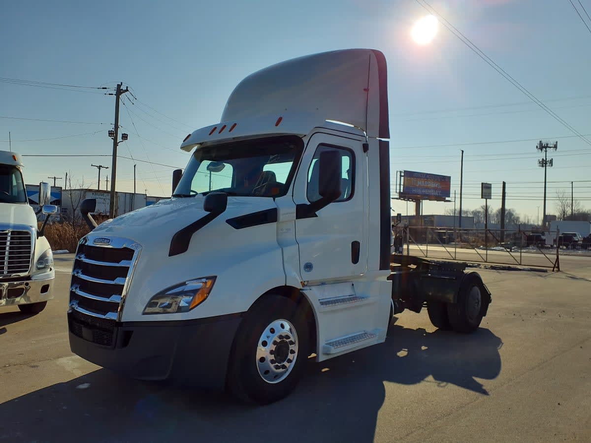2020 Freightliner/Mercedes NEW CASCADIA 116 245173