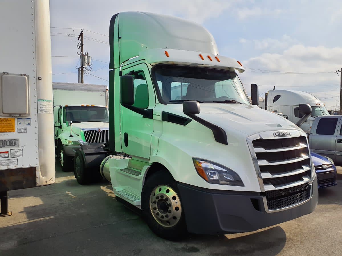 2020 Freightliner/Mercedes NEW CASCADIA 116 245179