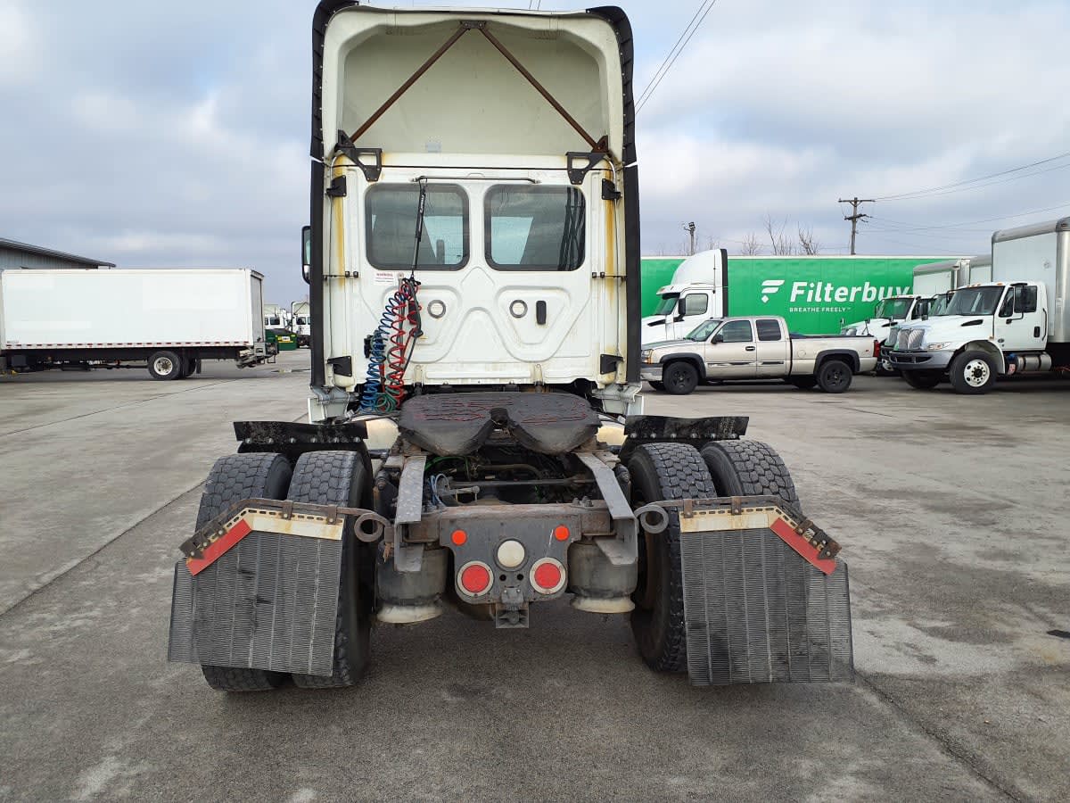2020 Freightliner/Mercedes NEW CASCADIA 116 245180