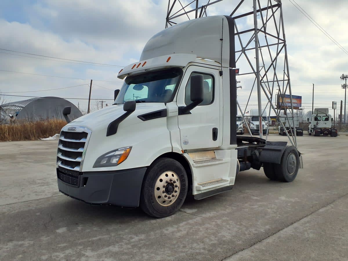 2020 Freightliner/Mercedes NEW CASCADIA 116 245180