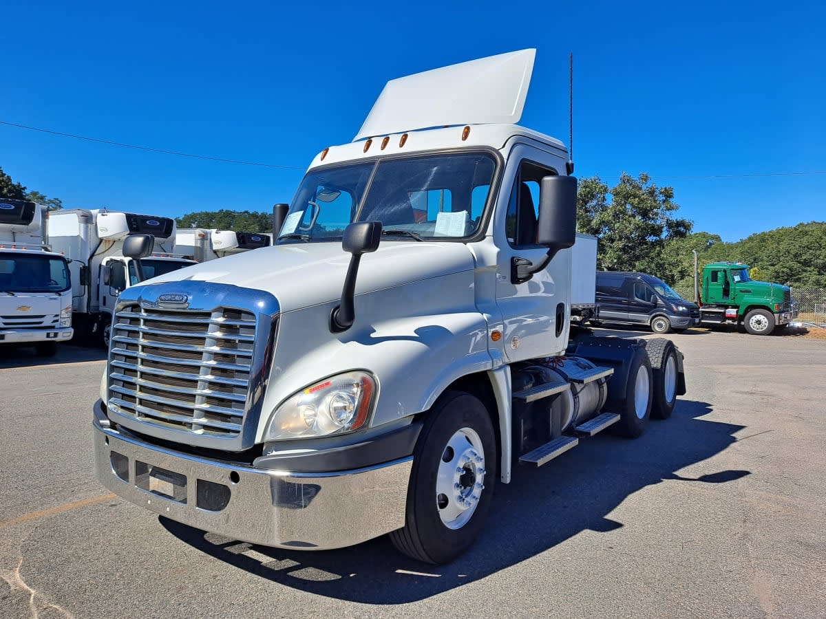 2020 Freightliner Cascadia in Salisbury, MA