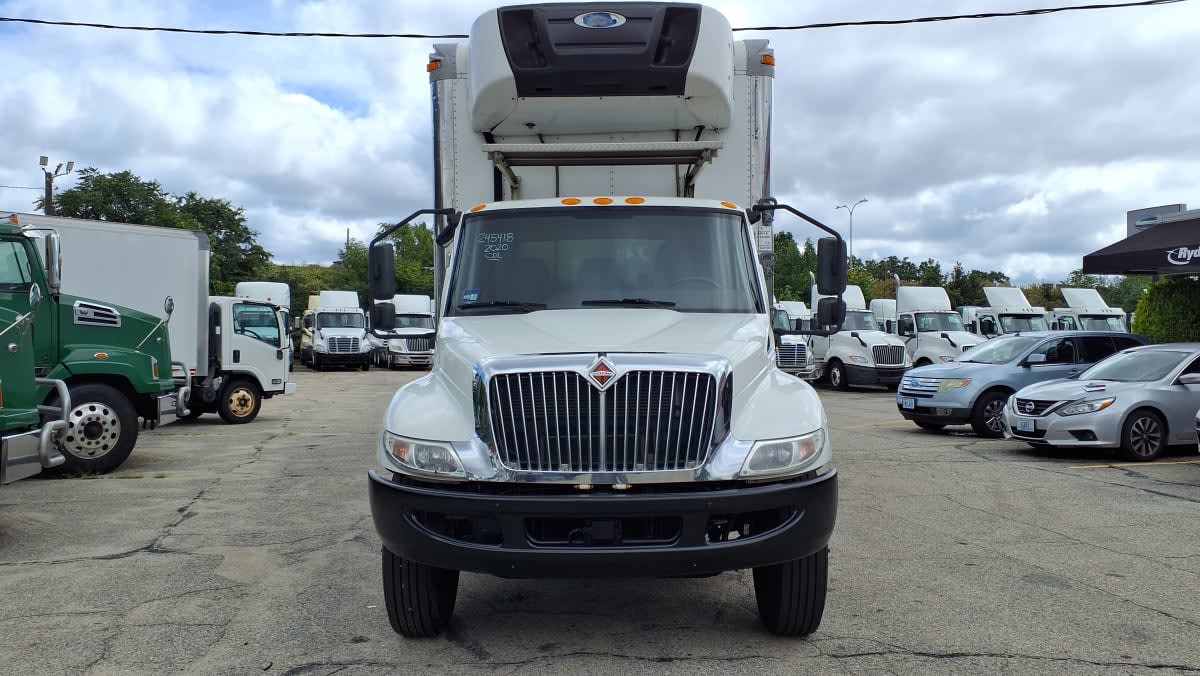2020 International MV in Warwick, RI — photo 2