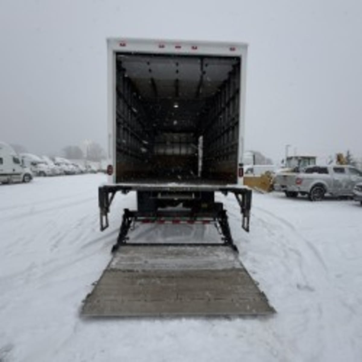 2020 Navistar International MV607 (4X2) 245470