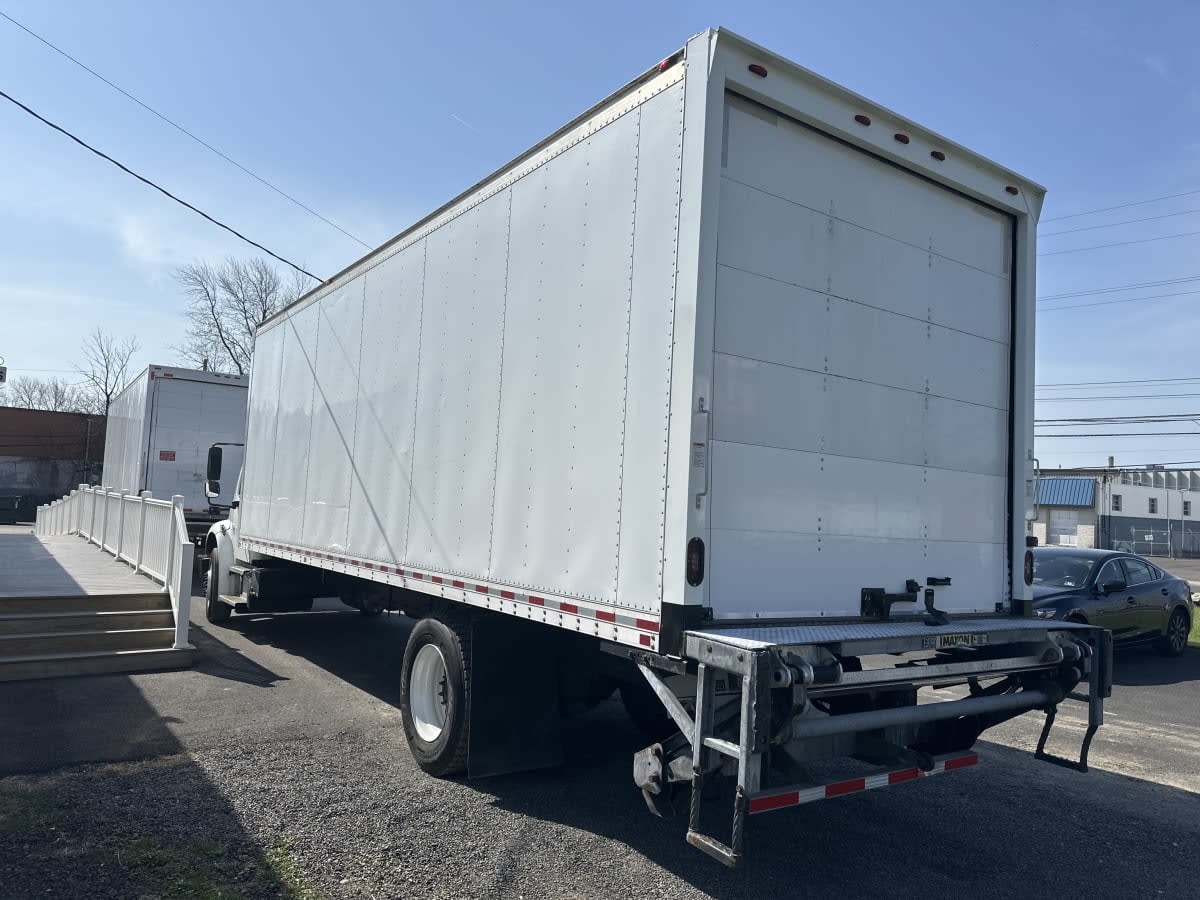 2020 Freightliner/Mercedes M2 106 245516