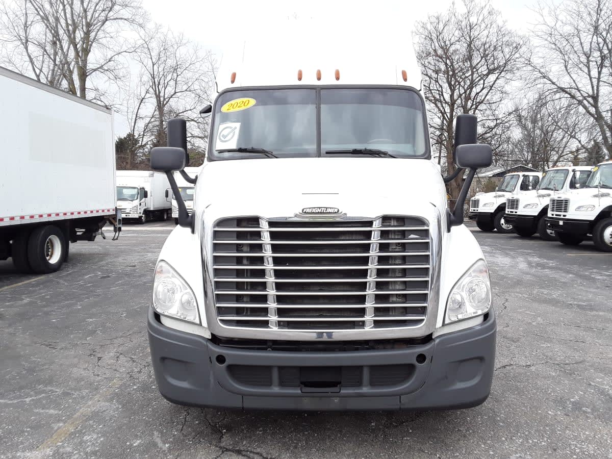 2020 Freightliner - image 2
