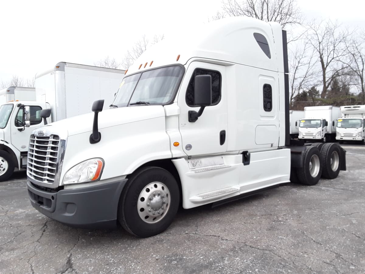 2020 Freightliner - image 1