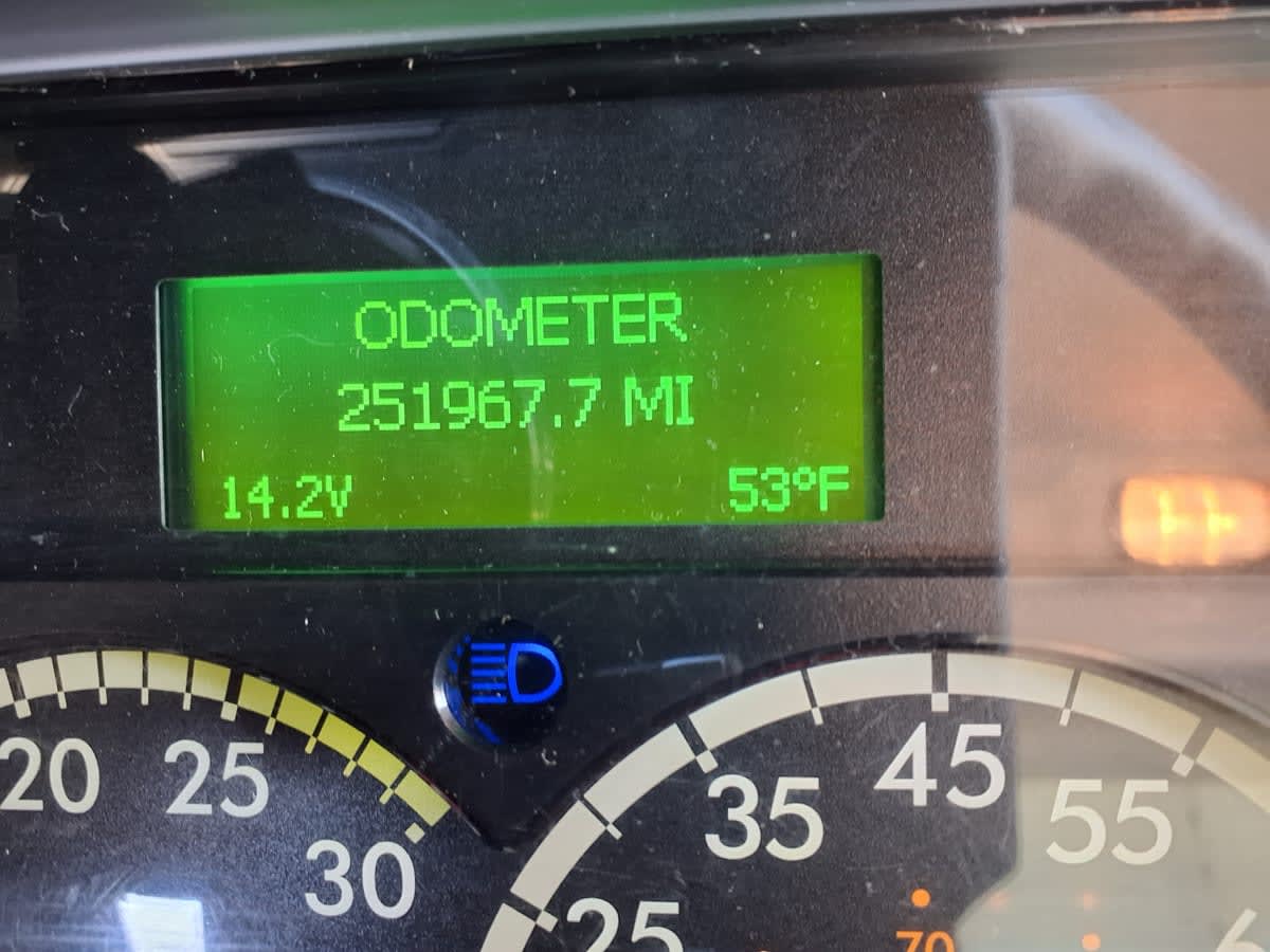 2020 Freightliner/Mercedes M2 106 245770
