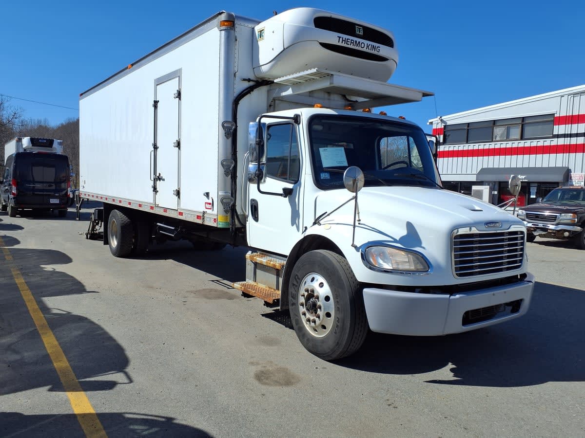 2020 Freightliner M2 106 in Salisbury, MA — photo 3
