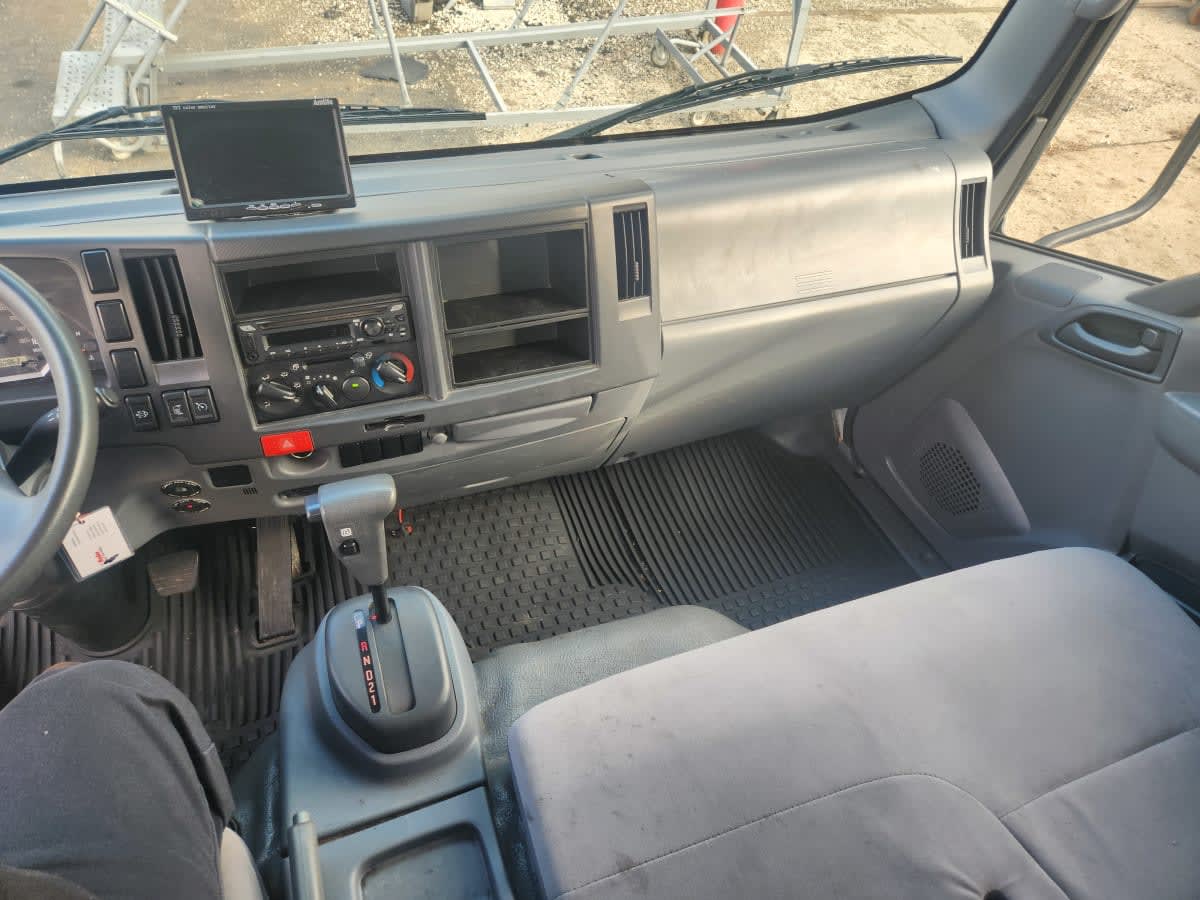 2019 Isuzu NPR HD 245800