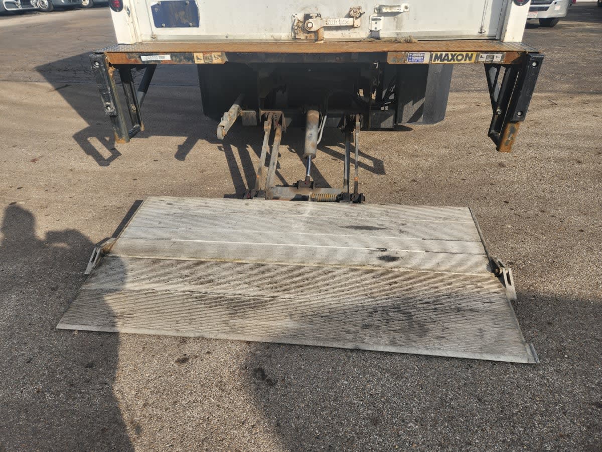 2019 Isuzu NPR HD 245800