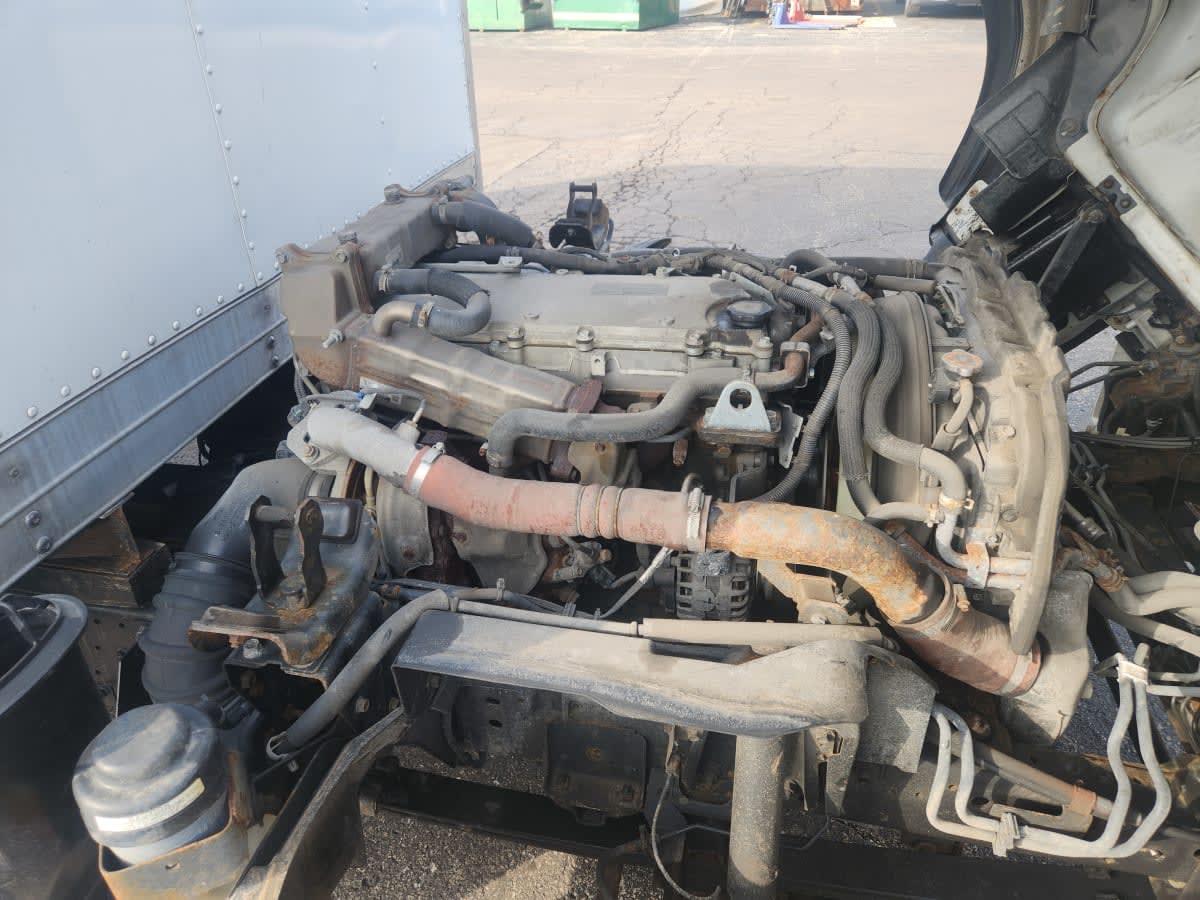 2019 Isuzu NPR HD 245800