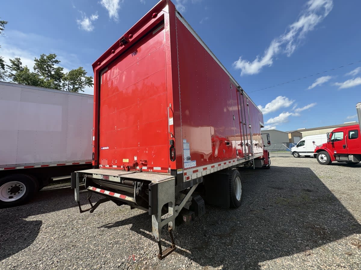 2020 Freightliner/Mercedes M2 106 246136