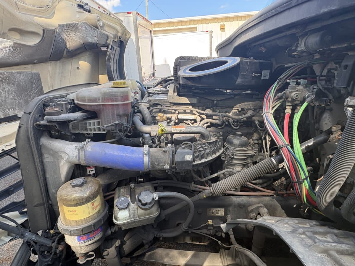 2020 Freightliner/Mercedes M2 106 246136