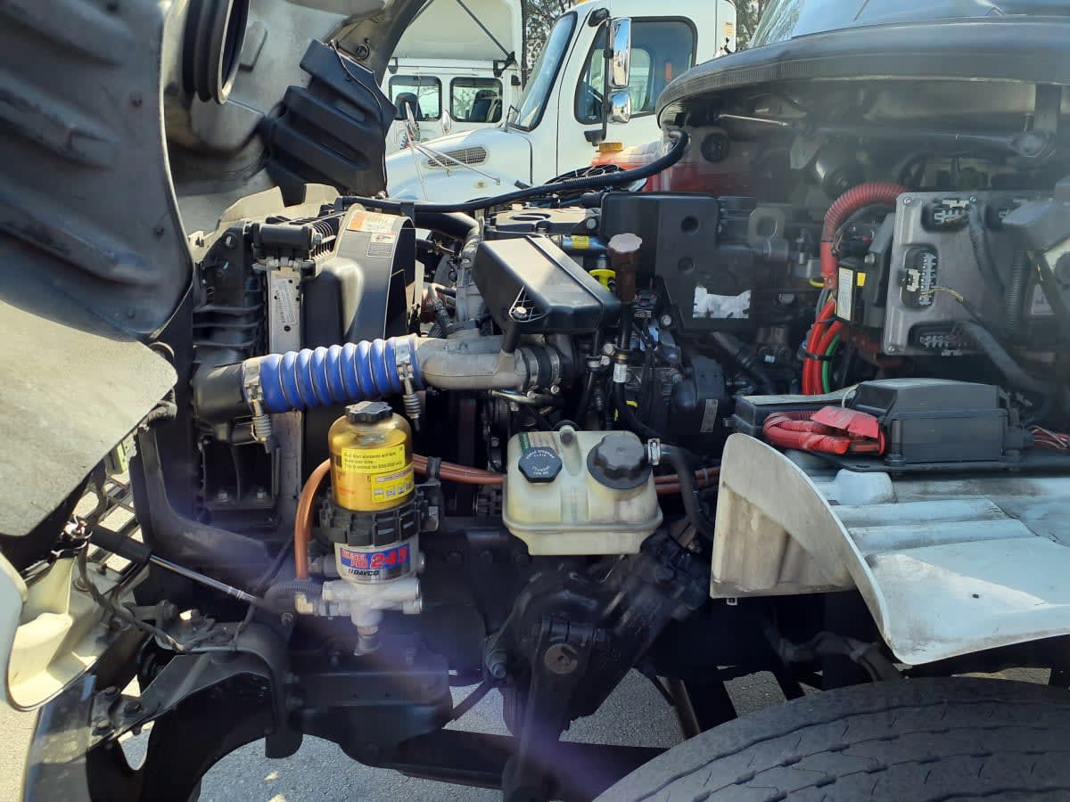 2020 Freightliner/Mercedes M2 106 246148